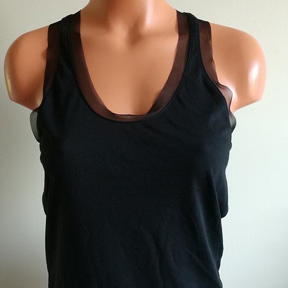 Size XS🌷 VICTORIA'S SECRET TANK TOPS.nwt - Picture 2 of 6